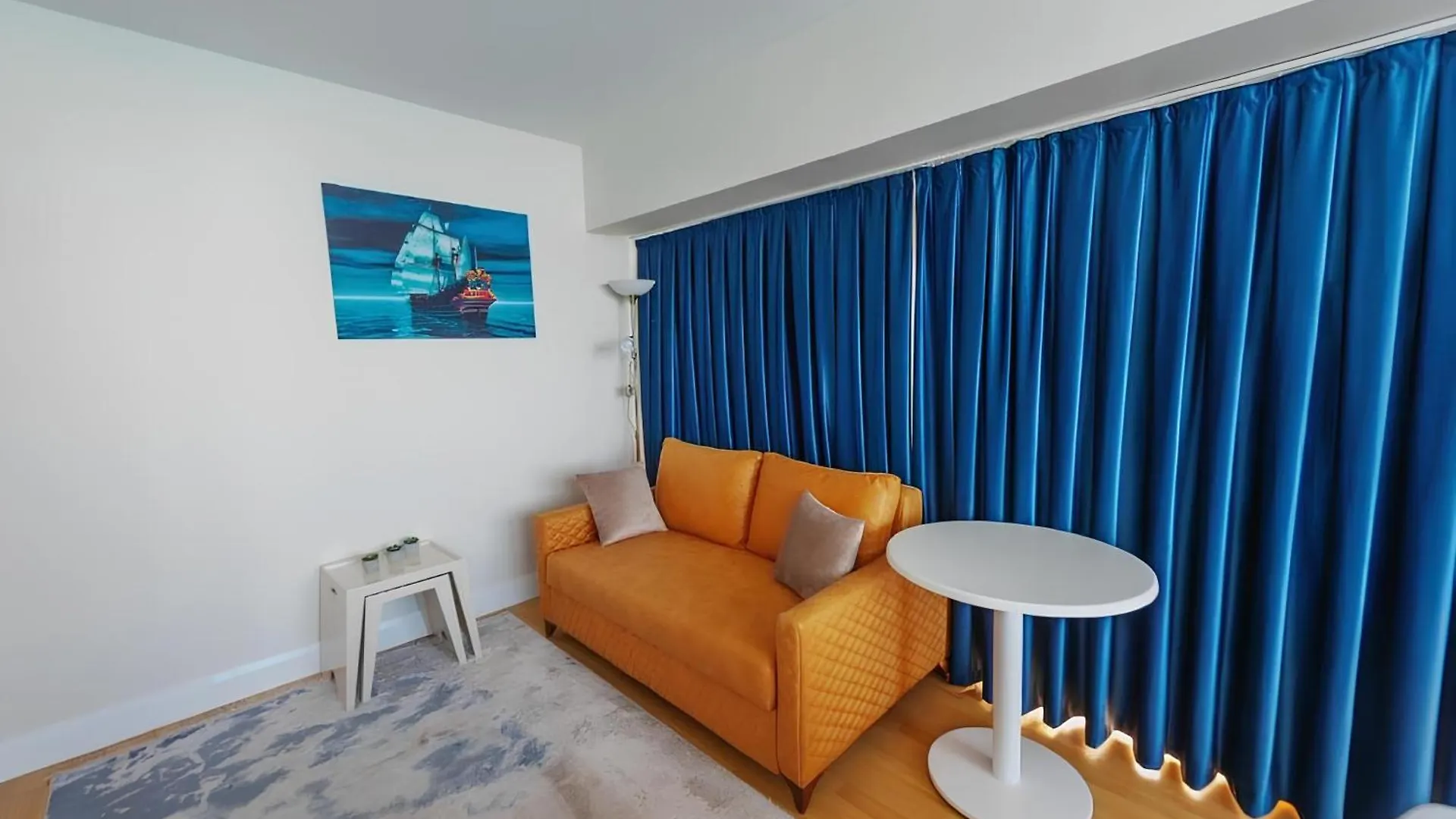 Orbi City Aparthotel In Batumi With Sea View 5*,  Gruzie
