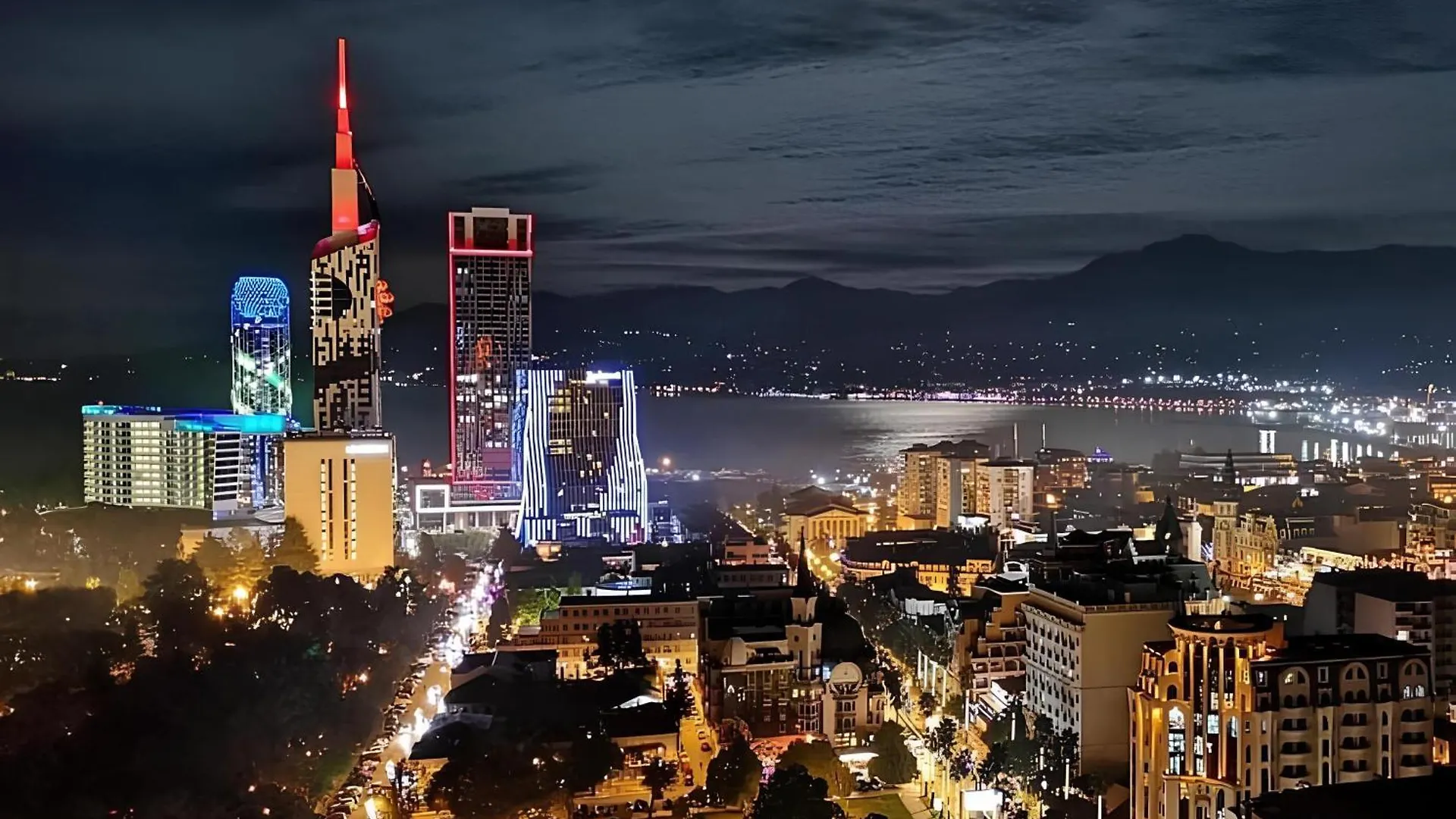 ***** Apartmán Orbi City Aparthotel In Batumi With Sea View Gruzie